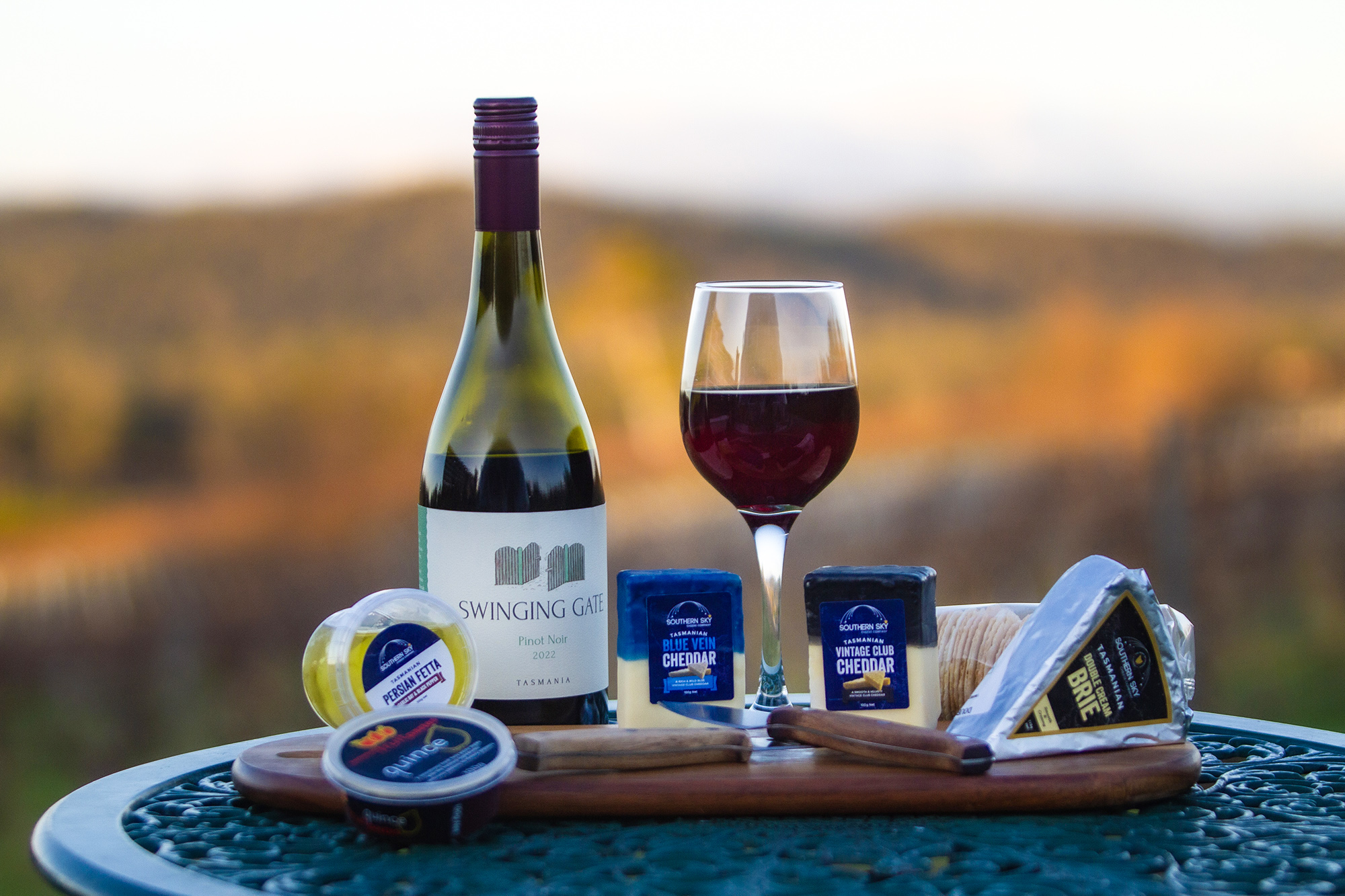 Domescapes-Tasmanian-Cheese-PlatterLR